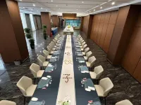 Mengzhou Junting International Hotel (Bus Station Branch) Hotels in Mengzhou