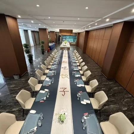 Mengzhou Junting International Hotel (Bus Station Branch)