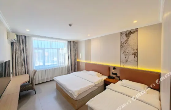 呼瑪鵬程假日酒店