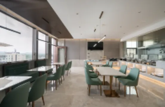 Lufeng Sanjia Garden Hotel