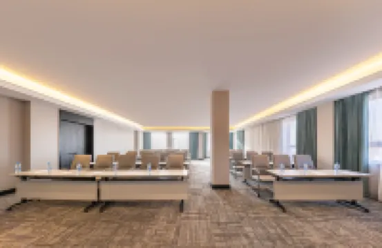 Xana Hotel (Jinzhou Municipal Government, Bohai University Branch))