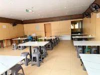 Theater Home (Chengdu Film and TV Silicon Valley Store) - sarapan