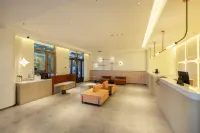 Jinjiang Hotel (Mohe Arctic Village China's Northernmost Post Office) - マウンテンビュー