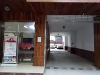 Xichun World Inn - Dağ Manzaralı