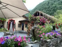 Zhashui YinShe Chinese Inn Hotels near Zhongnan Mountain Village Yuanhong Hall