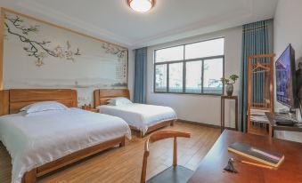 Huiyi Boutique Hostel