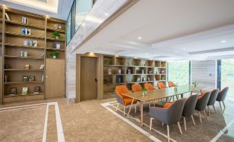 Guiyi Hotel (Guiyang Guanshanhu District Southwest International Trade City Store)