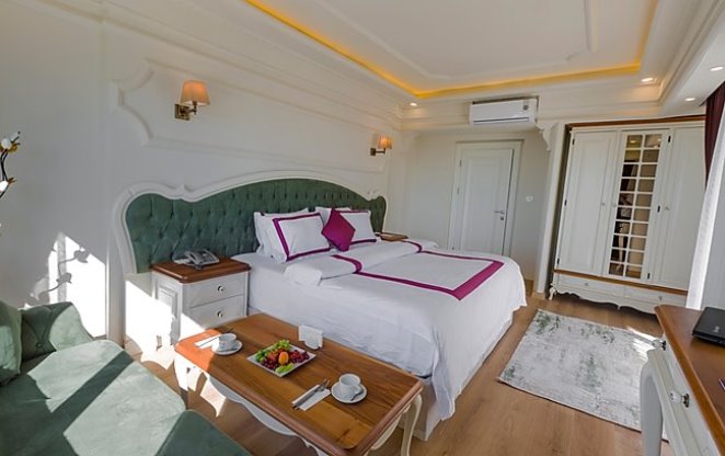 Andalouse Elegante Suite Hotel