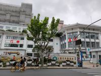 伊顶家宾馆(上海芷江中路店) - 酒店附近
