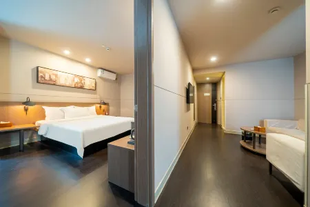 HanTing Hotel (Shanghai Jiading Xincheng Malu) Отели рядом с достопримечательностью «Guyinxingshu Park»