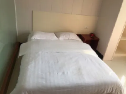 Yangxin Shijia Inn