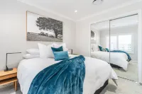 Hall House - Homestays