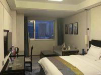 山西兰博泰尔酒店 - 高级大床房