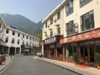 Xiandao Lake has you inn all the way