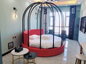 Rutian Homestay (Daqing Ranghu Road Wanda Plaza)