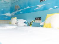 冰雪海洋主题公寓(珠海深井海洋王国店) - 极地白熊双床房