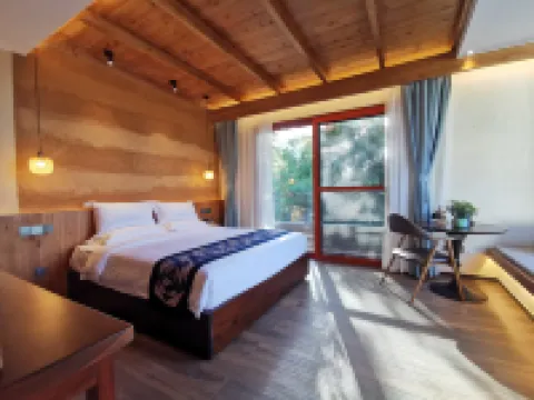 Fusheng Banri Guesthouse (Guilin Biyange) Hotel berhampiran Zhujiang Passenger Transport Port