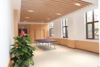 Guoxin Hot Spring Hotel (Erdao Baihe Changbaishan Railway Station)