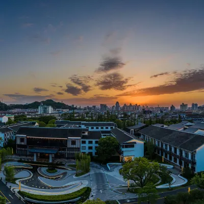 S&N Phoenix Villa Taizhou Hotels near Baiyun Pavilion