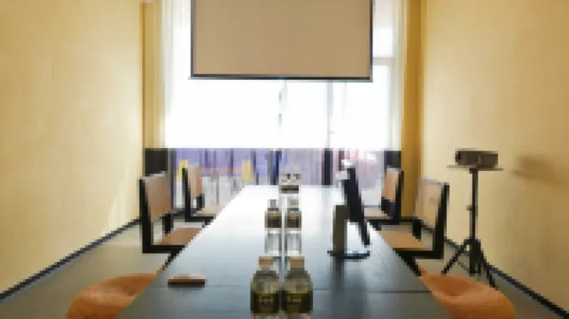 Eryou Homestay Wuzhen Hotel di Tongxiang