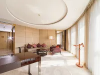 Pullman Wuxi New Lake Hotels near Wuxi Shuofang Airport