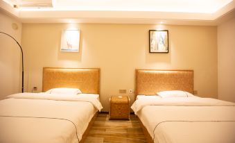 Xingchen Hotel (Zhengzhou Longzihu Metro Station)