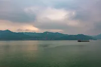 Base Area Business Hotel (Fengdu Ghost Town) Fengdu İlçesi otelleri