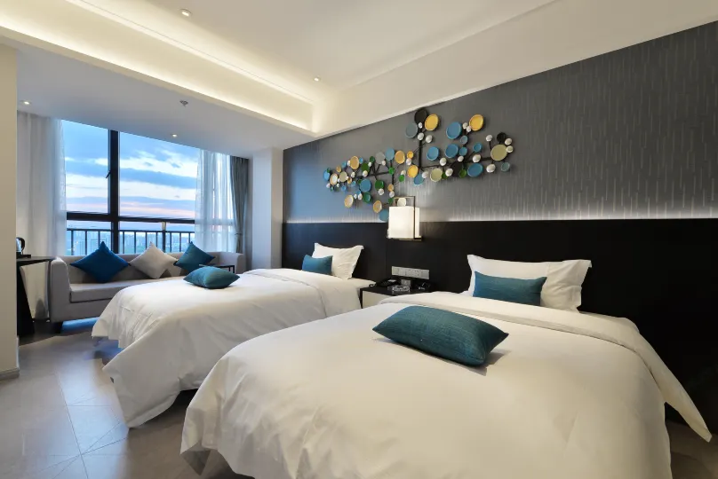 Hopin Select Hotel (Kunming High-speed Railway South Station college town)