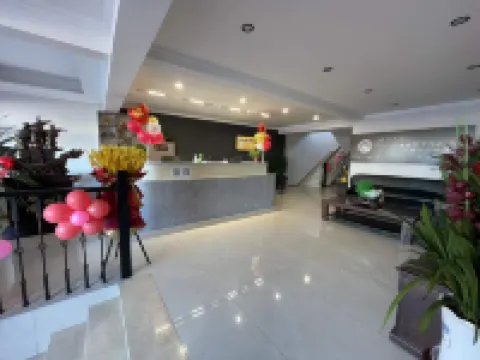 Fulin Business Hotel (Tiedong Branch) فنادق في نينغ تشنغ