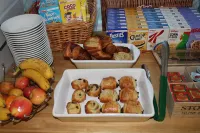 Alexandra Hotel - breakfast