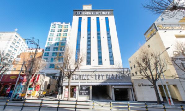 4. 브라운도트 호텔..