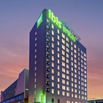 Ibis Styles Johor Iskandar Puteri Hotels near Sultan Ibrahim Stadium
