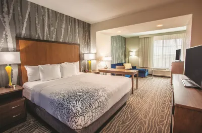 La Quinta Inn & Suites by Wyndham Duluth Hotels in Hermantown