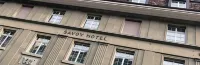 Hotel Savoy Các khách sạn gần Banner Carrier or Vexillum Fountain