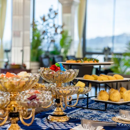 Yongze Lakeside International Hotel