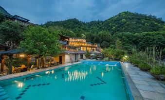 Hualu·Yuejian Light Luxury Tingxi Parent-child Wild Luxury Holiday Villa (Tonglu Qinglongwu Branch)