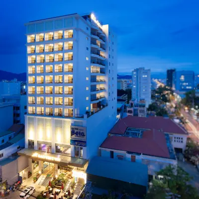 ساو فييت هوتل Hotels near سوق السد