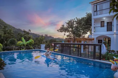 Muse·Starry Sky Pool Parent-child Camping Suxi Holiday Villa Hotels in Zhebei Grand Canyon