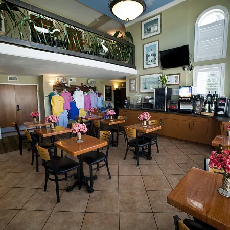 DeSoto Beach Hotel