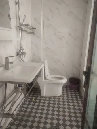 Yiyi Hotel Отели рядом с достопримечательностью «Ahsilisi Jiucaiping»