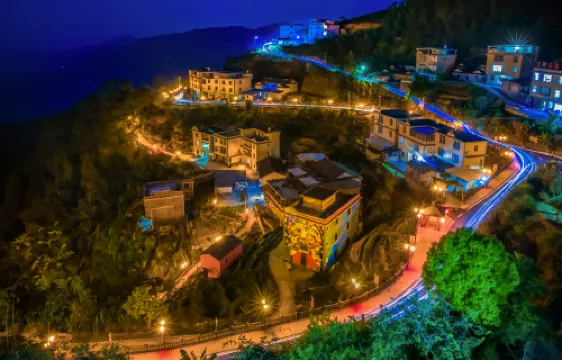漳州華安七彩官畬雲尚度假山莊