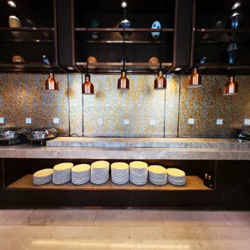 Ourui Hotel Отели рядом с достопримечательностью «Площадь Звездного Флота»
