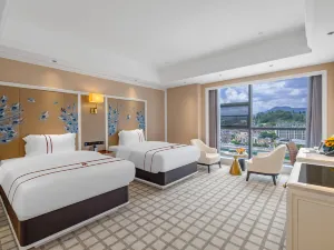 M Hotel