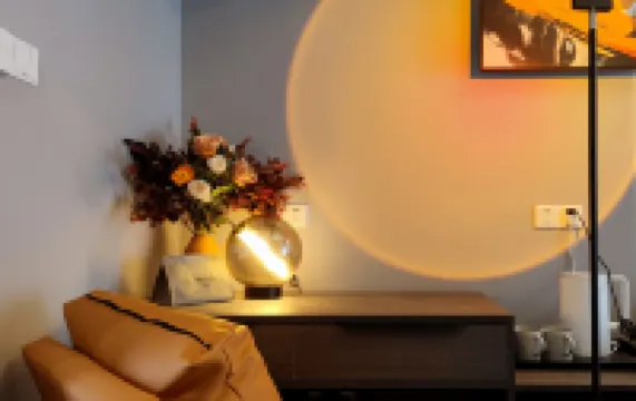 Floral Hotel·Yangzhou Ruizhi Garden Light Luxury Hotel (Slender West Lake Dongguan Street Branch)