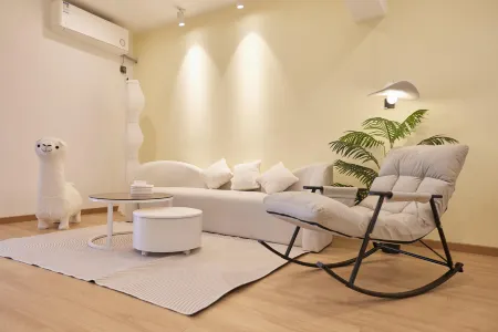 Dengfeng Homestay (Quanzhou Zhongyu World City Shop) Отели рядом с достопримечательностью «Wuling Farm»