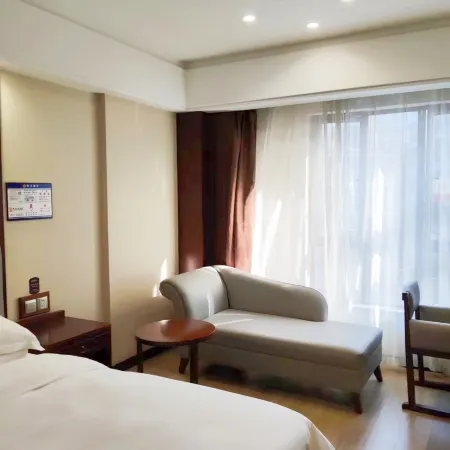 Longyi Business Hotel