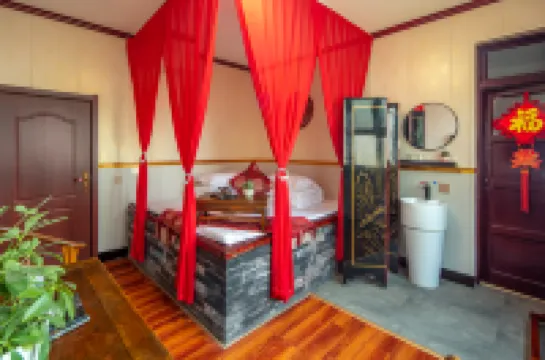 Pingyao Qinshi Qinguan (Pingyao County Yuandian)