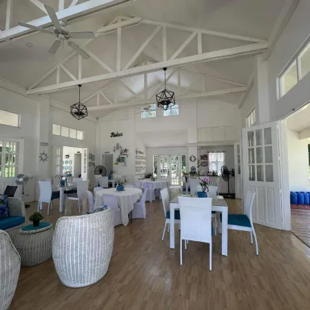 Kehalani Beach Resort by Cocotel