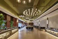 Minghui Yilan (Huanghe University of Science and Technology South Third Ring Road Subway Station)