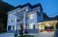 Shennonggu Qingyuan No.11 Homestay